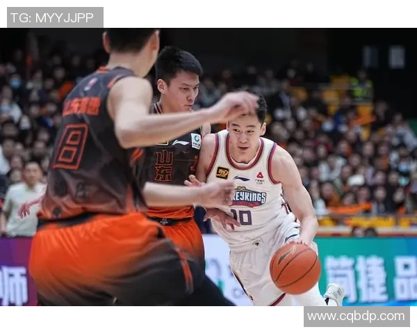 CBA精彩对决山东队与江苏队比赛录像回顾与精彩瞬间分析
